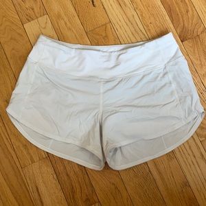 Lululemon Speed Up Shorts 4” white